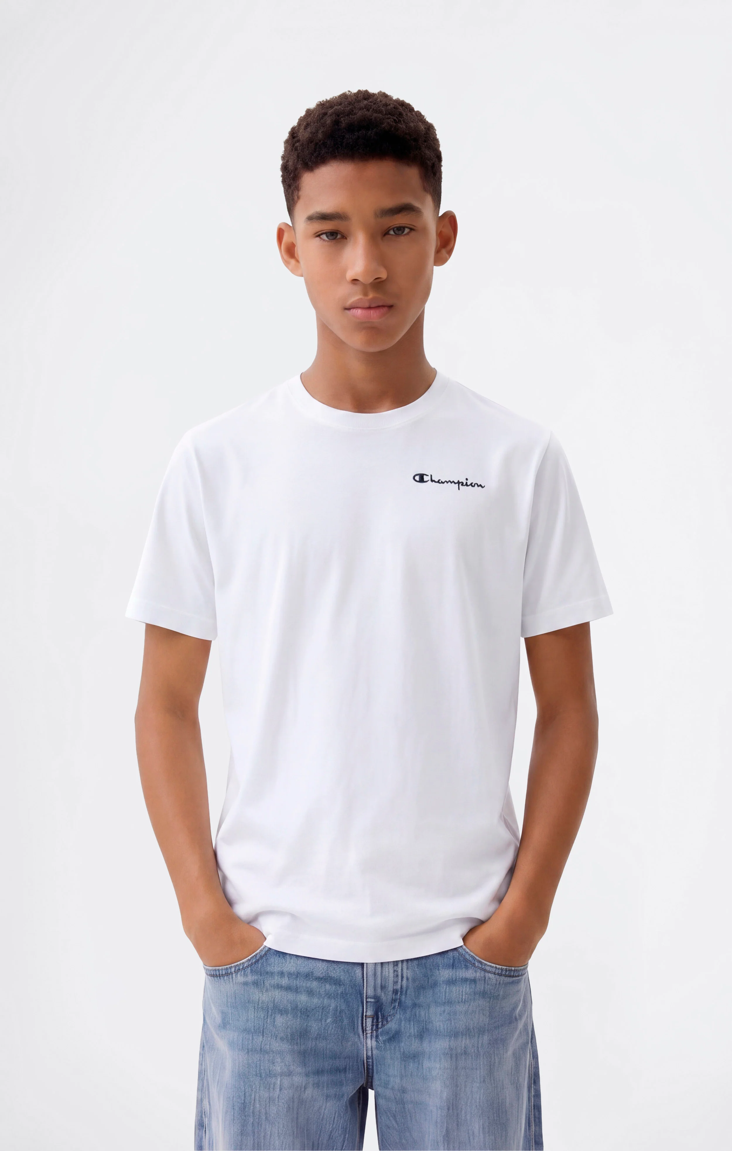 Boys’ Crewneck Small Script Logo T-Shirt Icons