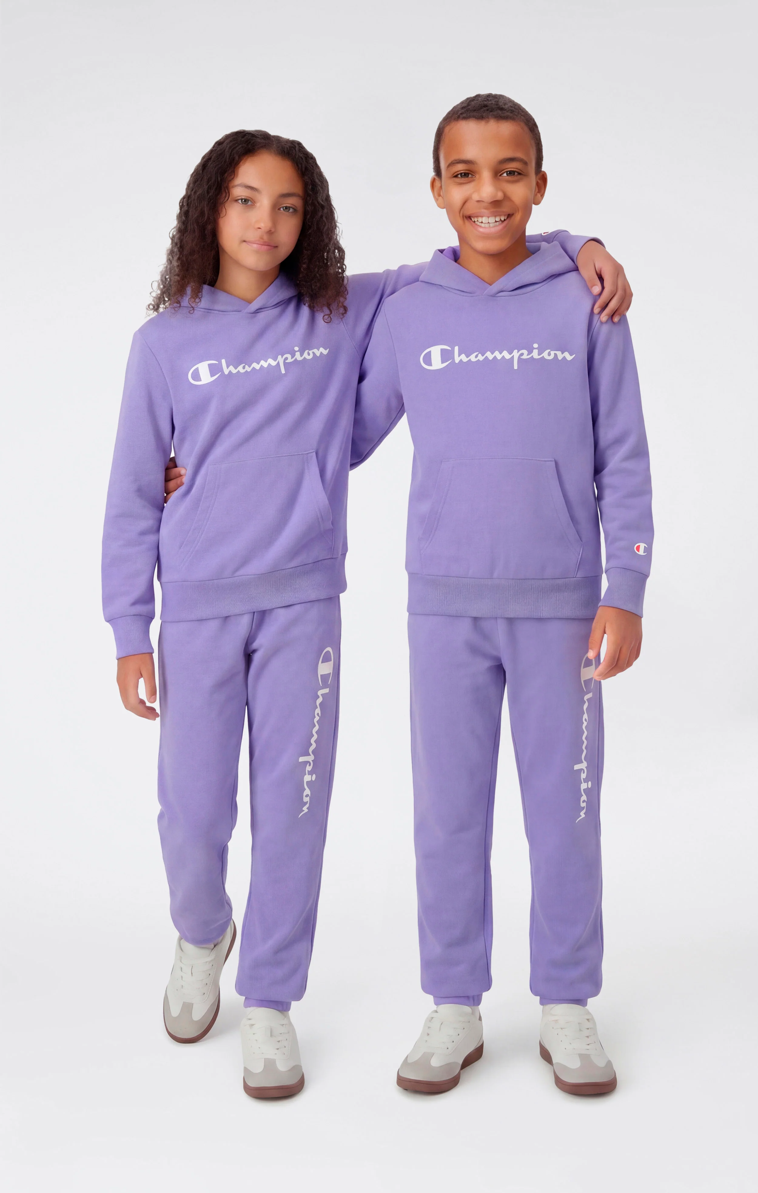 Boys’ Lightweight Jogger Pants with Rib Cuffs and Maxi Printed Logo