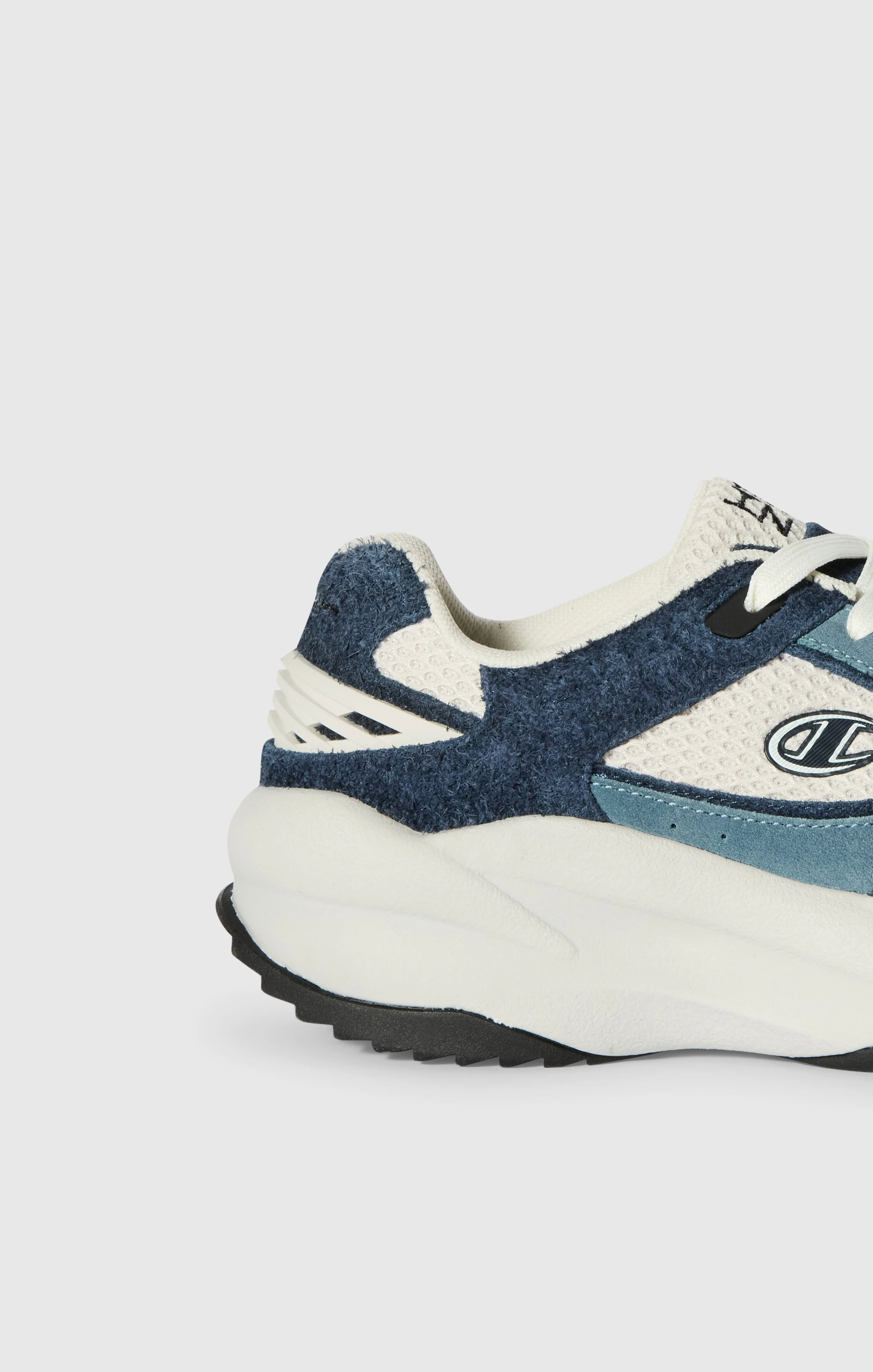HYPERZONE SUEDE Trainers Low - Image 2