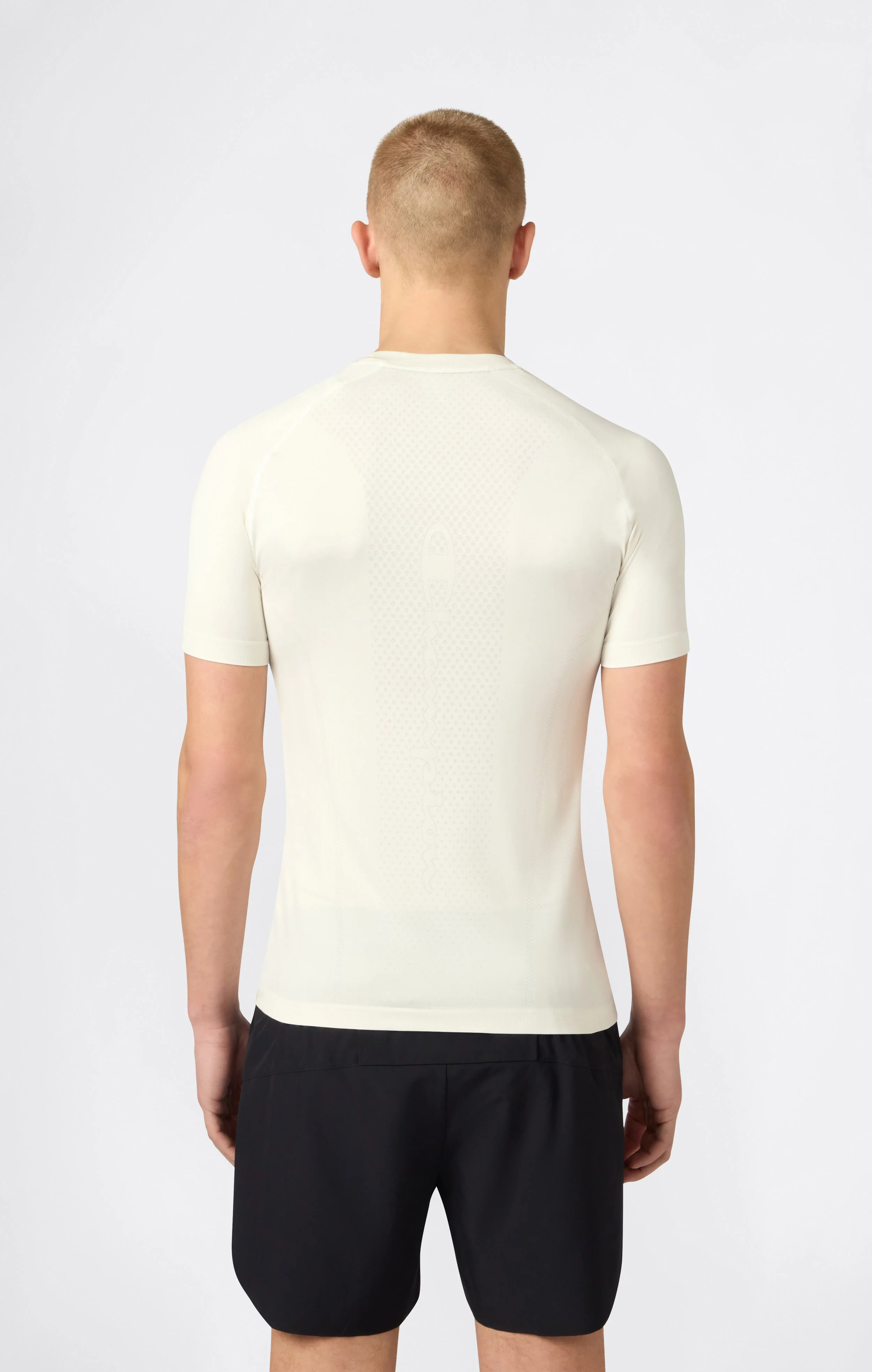 Men’s Breathable Back & Quick Dry Seamless T-Shirt - Image 4