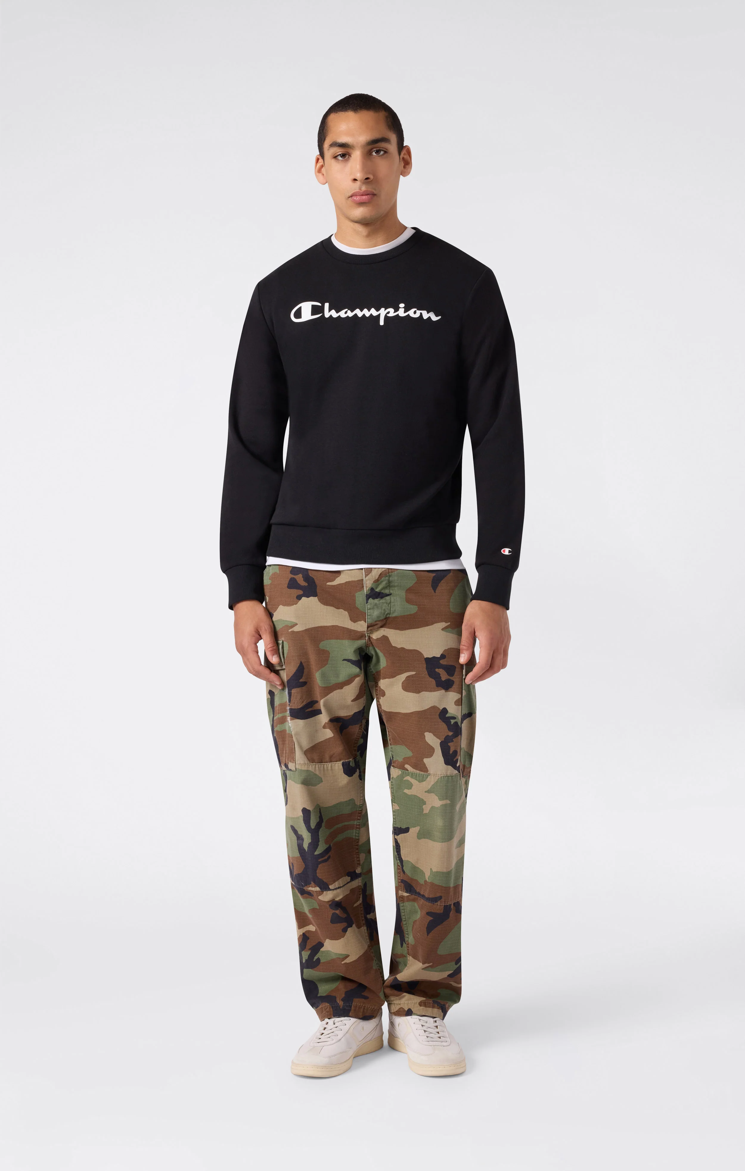 Men’s Lightweight Crewneck Sweatshirt with Maxi Printed Logo - Image 2