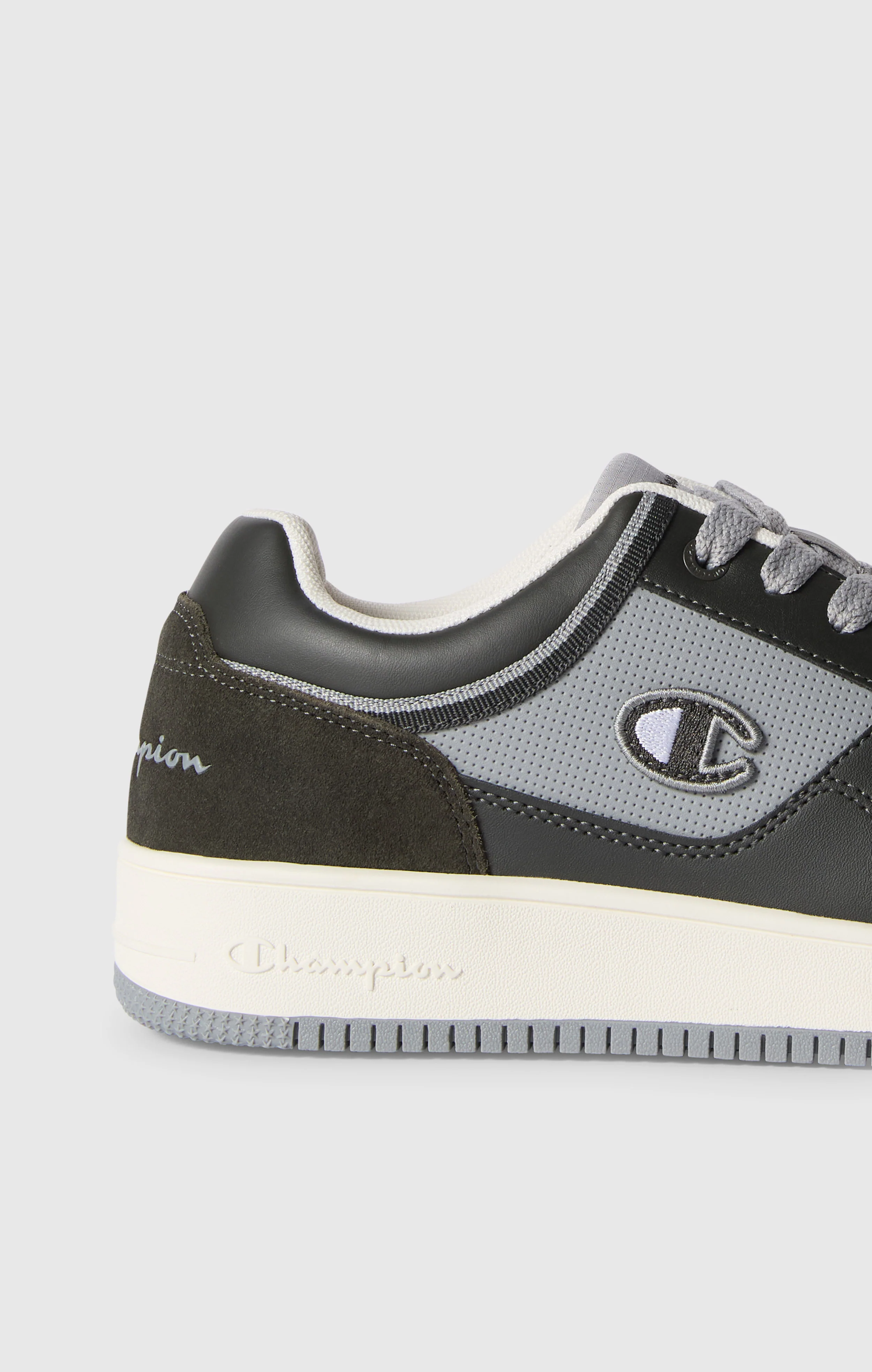 Men’s RD18 Low S Low Cut Trainers - Image 2