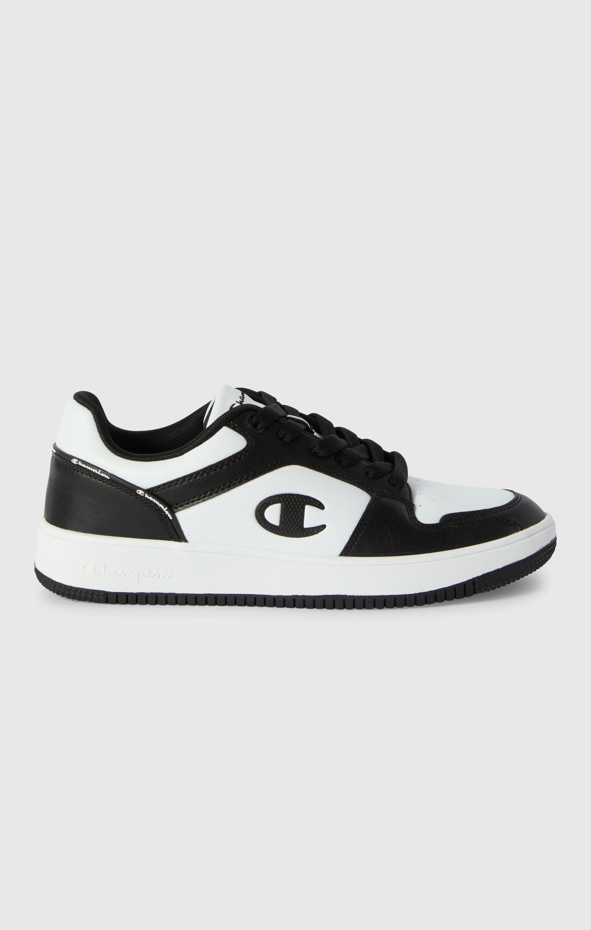 RD18 Low Basket Trainers