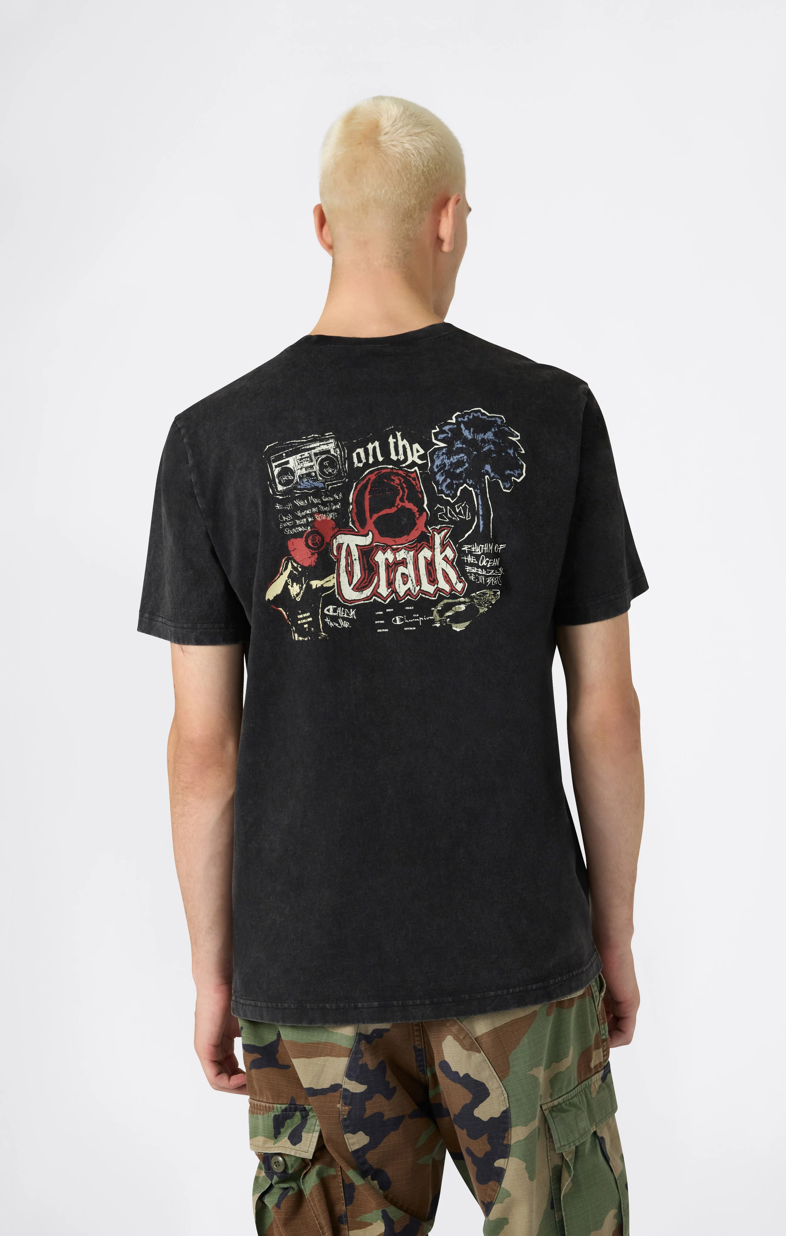 REVERSE WEAVE Men’s Graphic T-Shirt - Image 4