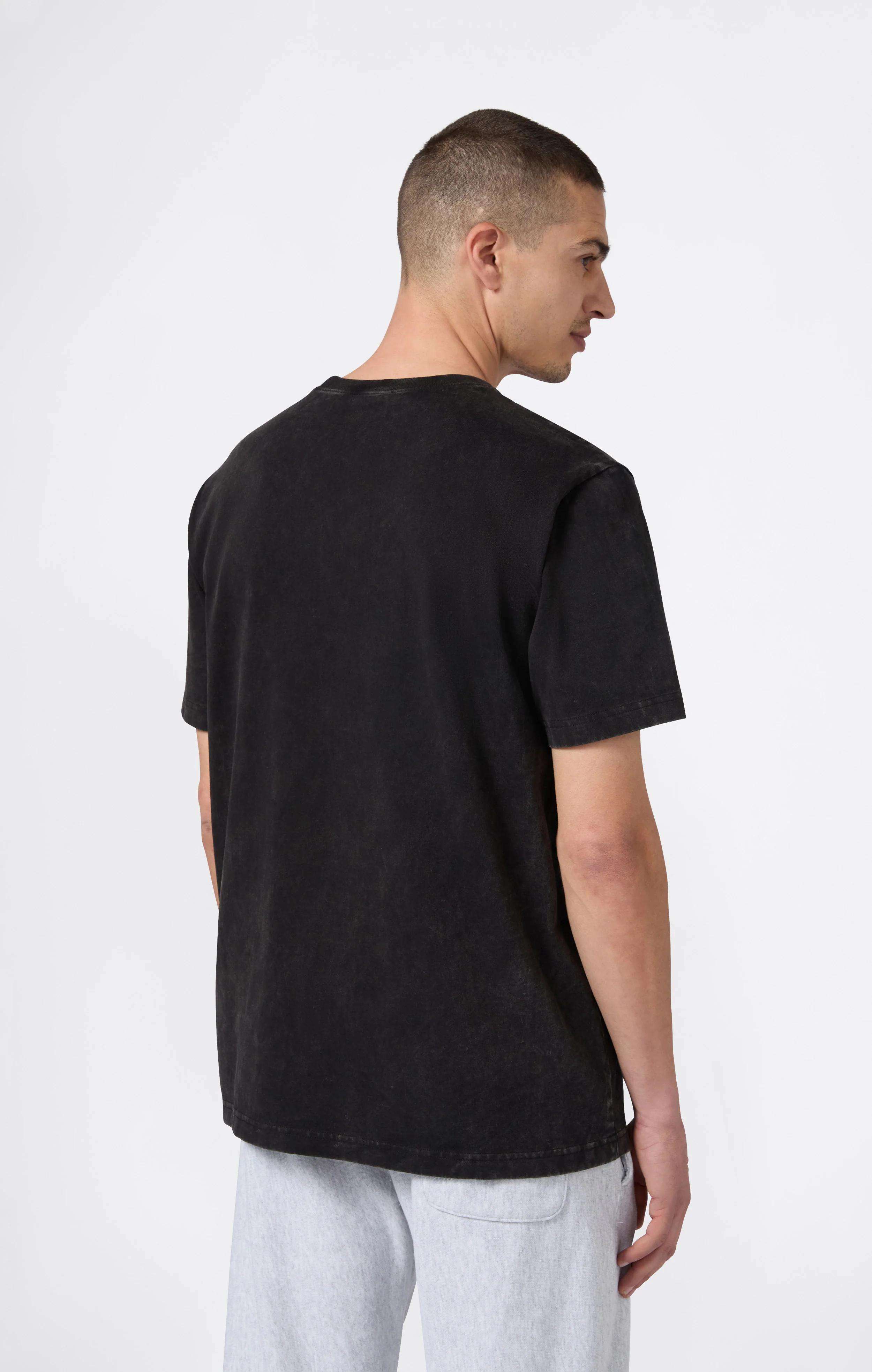 REVERSE WEAVE Men’s Graphic T-Shirt - Image 5