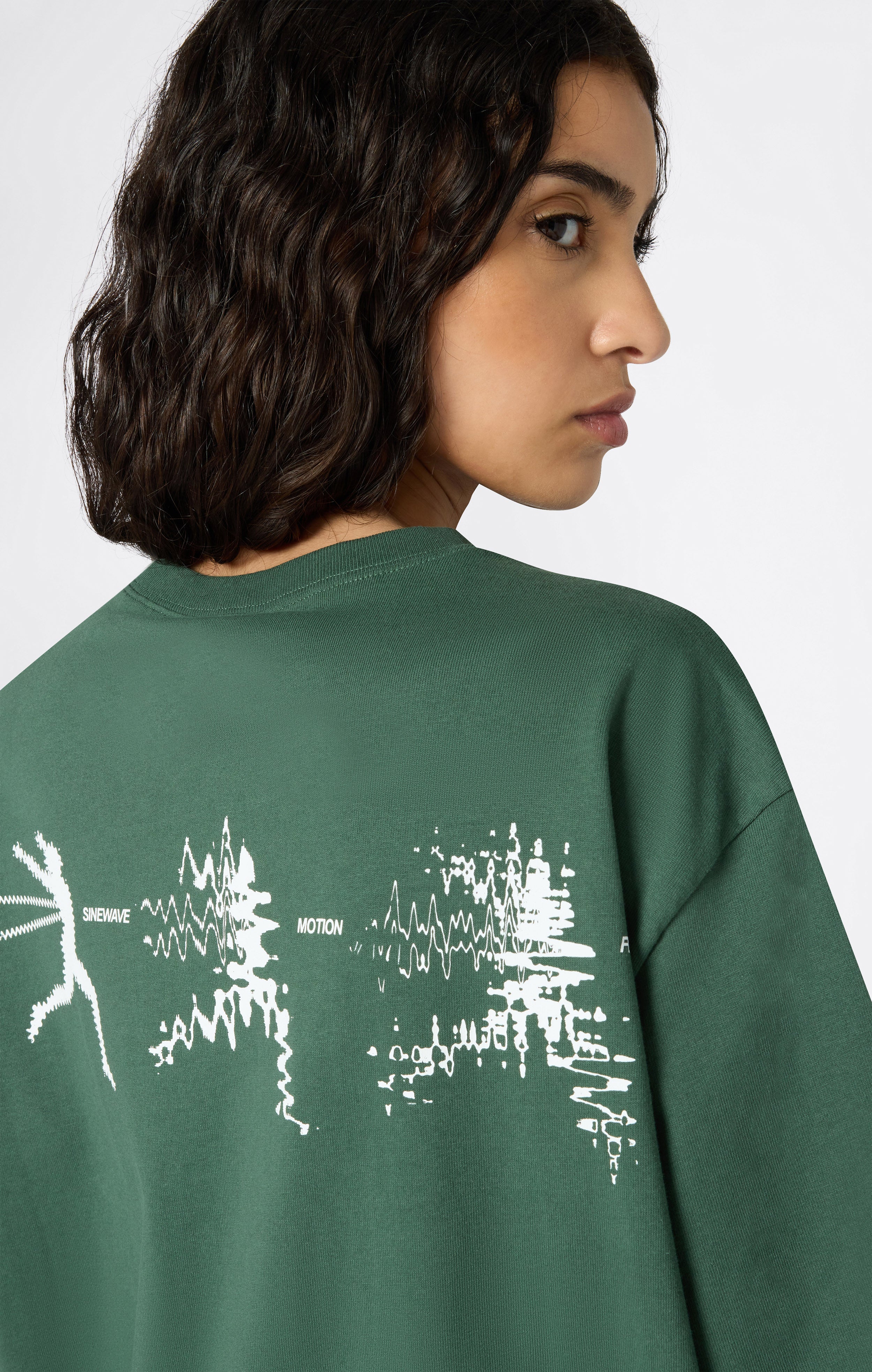 REVERSE WEAVE Men’s Graphic T-Shirt - Image 6