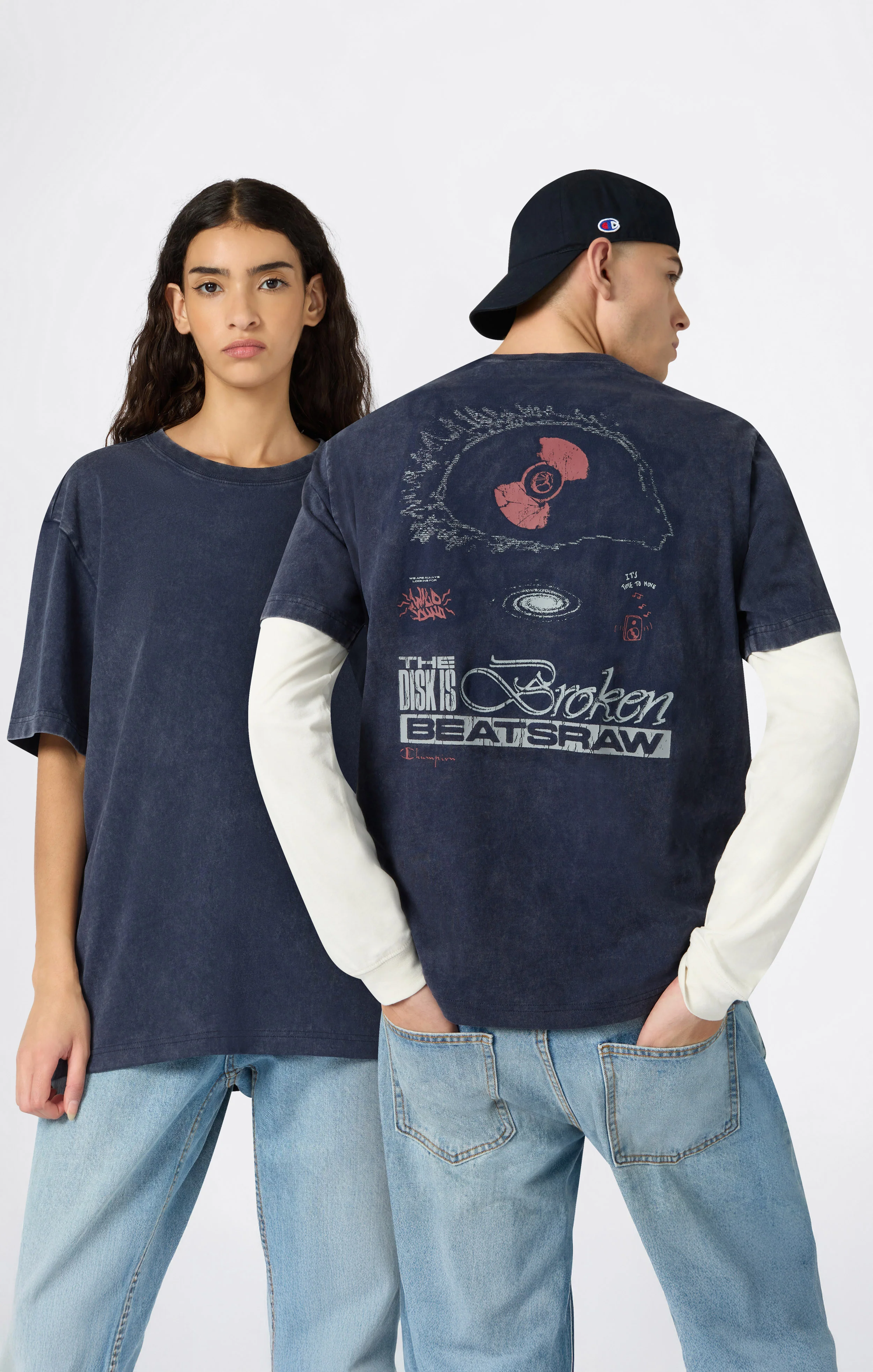 REVERSE WEAVE Men’s Graphic T-Shirt