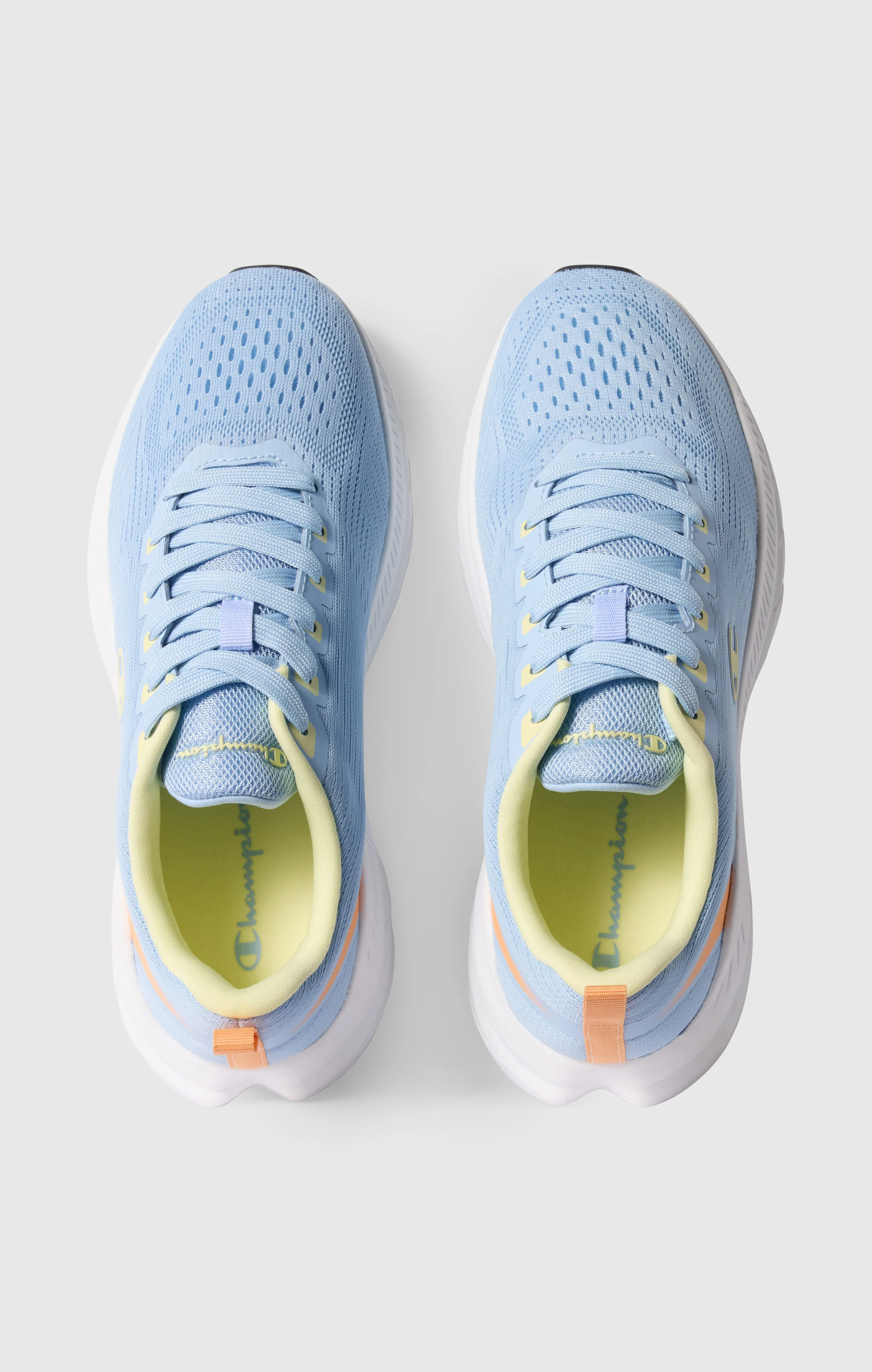 Unisex ALPHA MAX Low Cut Trainers - Image 4