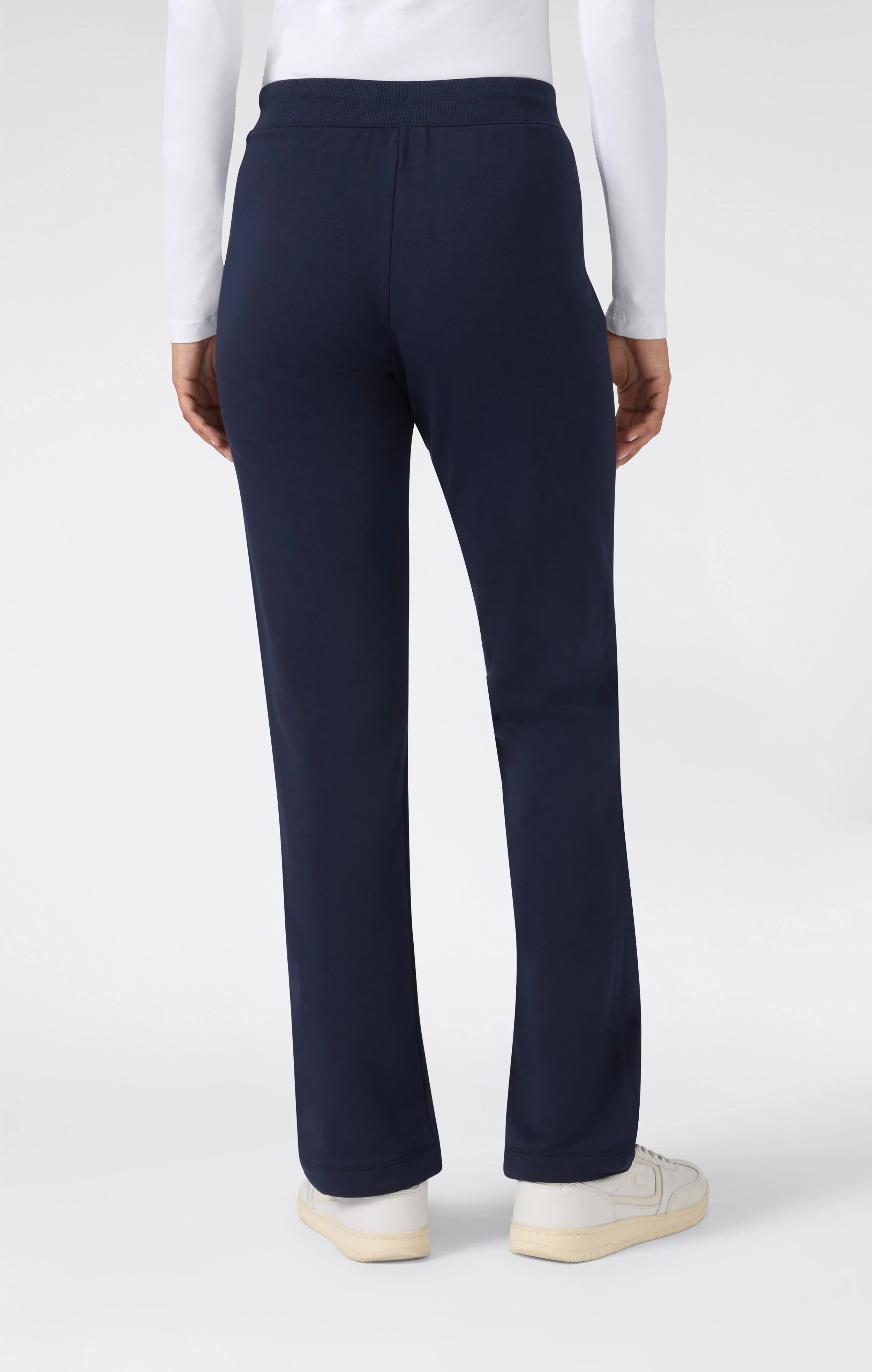 Women's Slim Fit Lightweight Straight-Leg Pants - Image 4